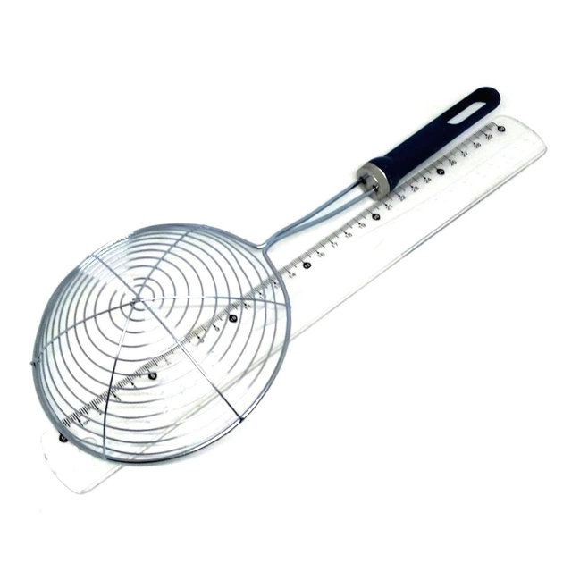 Шумівка - сито для вареників і пельменів KitchenWare 13 см - Фото 4 Шумівка - сито для вареників і пельменів KitchenWare 13 см - зображення 4