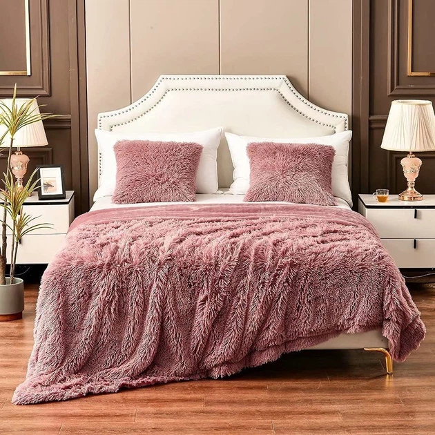 Плед Лиша Травка Bamboo Fiber Blanket 200X220см Темно-розовый - Фото 1 Плед Лиша Травка Bamboo Fiber Blanket 200X220см Темно-розовый - изображение 1
