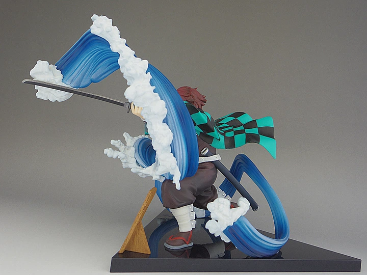 Фигурка Bandai Spirit Танджиро Клинок рассекающий демонов Tanjiro Kamado 12см DS TK 148 (F3D9B9D8BE69) - Фото 7 Фигурка Bandai Spirit Танджиро Клинок рассекающий демонов Tanjiro Kamado 12см DS TK 148 (F3D9B9D8BE69) - изображение 7