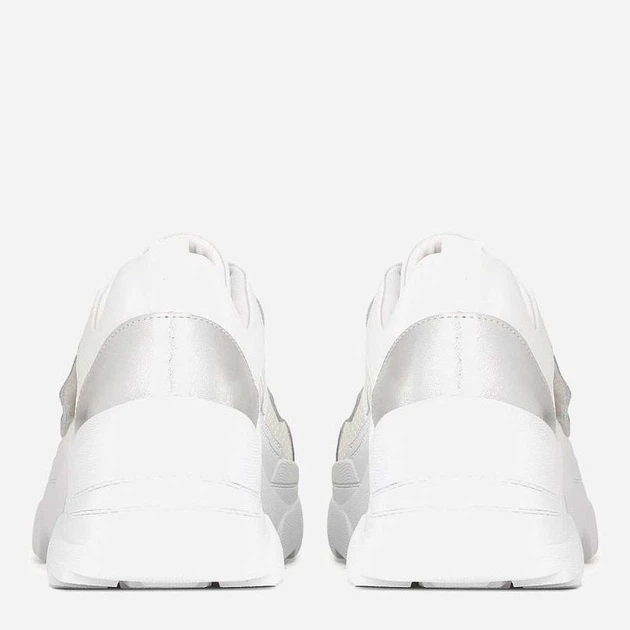 Sneakersy damskie z siatki na grubej podeszwie do kostki na rzepy Kazar 62004-27-97 39 25 cm Białe (5903387809219) - obraz 4