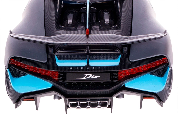 Автомодель Bburago Bugatti Divo Темно-сіра 1:18 (4893993110452) - зображення 4