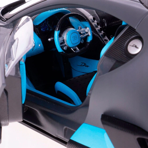 Автомодель Bburago Bugatti Divo Темно-сіра 1:18 (4893993110452) - зображення 7
