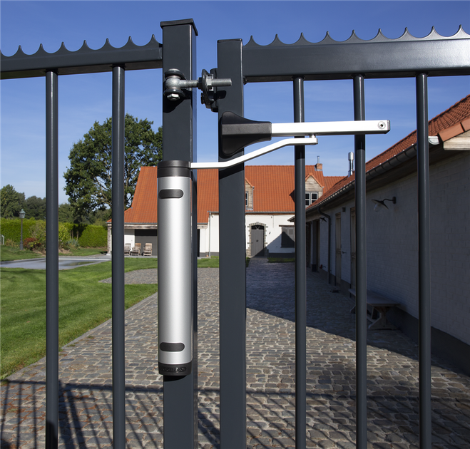 Мощный многосторонний гидравлический доводчик для петель на 90° и 180° Locinox SILVER VERTICLOSE-2-ZILV - изображение 3