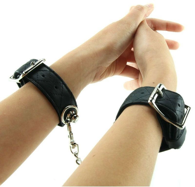 Наручники Bettie Page Wild N Willing Faux Leather Wrist Cuffs (18192000000000000) - изображение 1