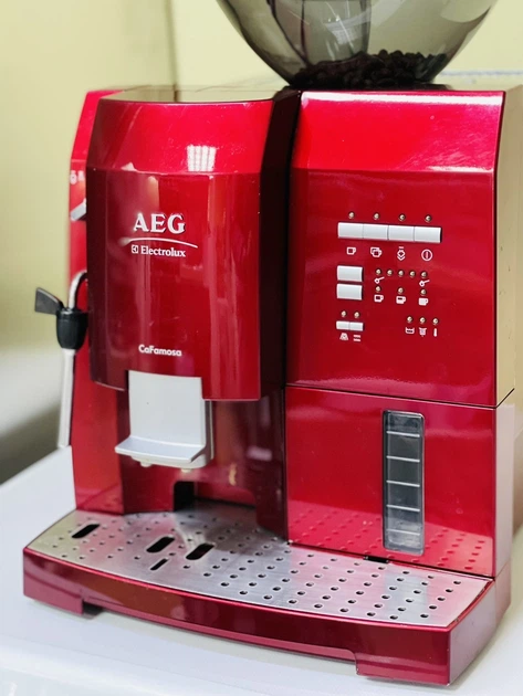 Кофемашина AEG CaFamosa CF 255 Б/У - изображение 4