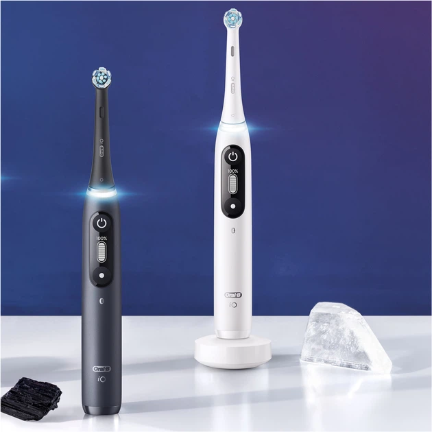 Електрична зубна щітка Oral-B iO Series 7 Чорна - зображення 4