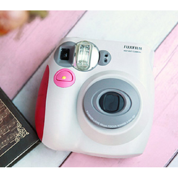 Камера моментальной печати Fujifilm Instant Camera White - Pink (instant-0011) - Фото 3 Камера моментальной печати Fujifilm Instant Camera White - Pink (instant-0011) - изображение 3