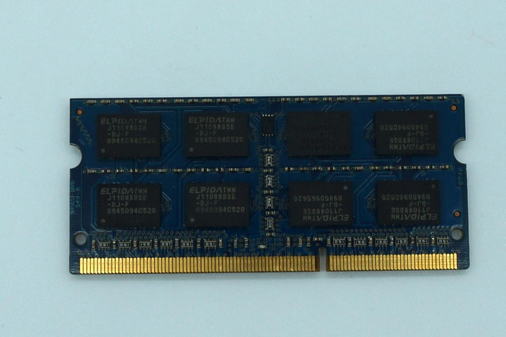 Модуль памяти SODIMM ELPIDA 2GB 2Rx8 PC3-10600S-9-10-F1 DDR3 1333Mhz ...