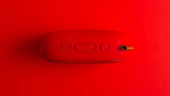 Беспроводная Bluetooth Колонка OMG To Go 900 (Желтый) - изображение 3