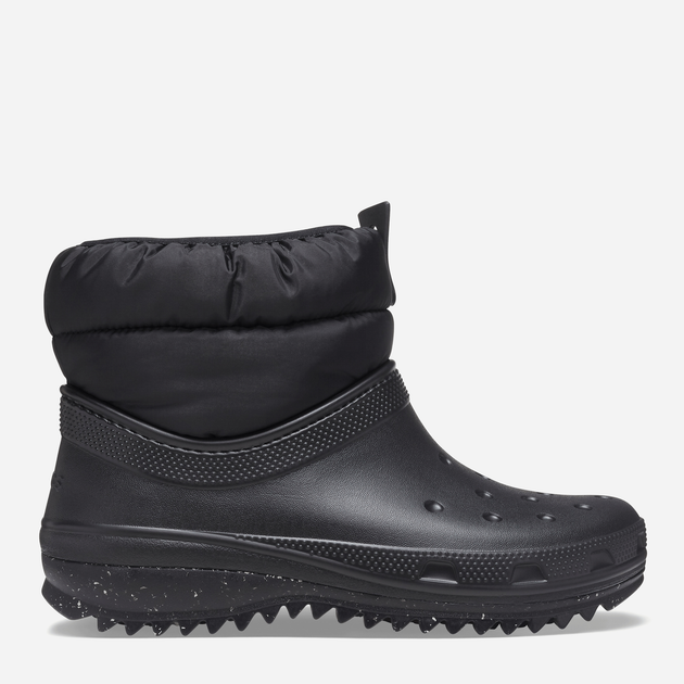 Акція на Жіночі дутики Crocs Classic Neo Puff Shorty Boot 207311-001 38-39 (W8) 24 см Black від Rozetka