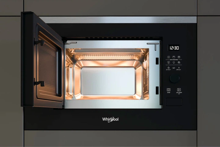 Kuchenka mikrofalowa do zabudowy WHIRLPOOL WMF200G - obraz 3
