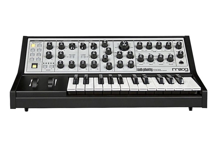 Синтезатор Moog Sub Phatty - Фото 1 Синтезатор Moog Sub Phatty - зображення 1