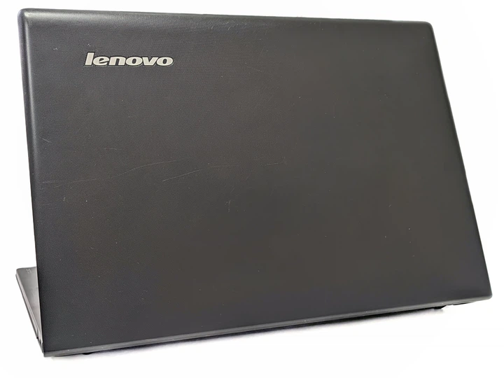 Игровой ноутбук Lenovo 100-15IBD/i3-5005U/4Gb/1Tb/920M - 2GB Б/У - изображение 4