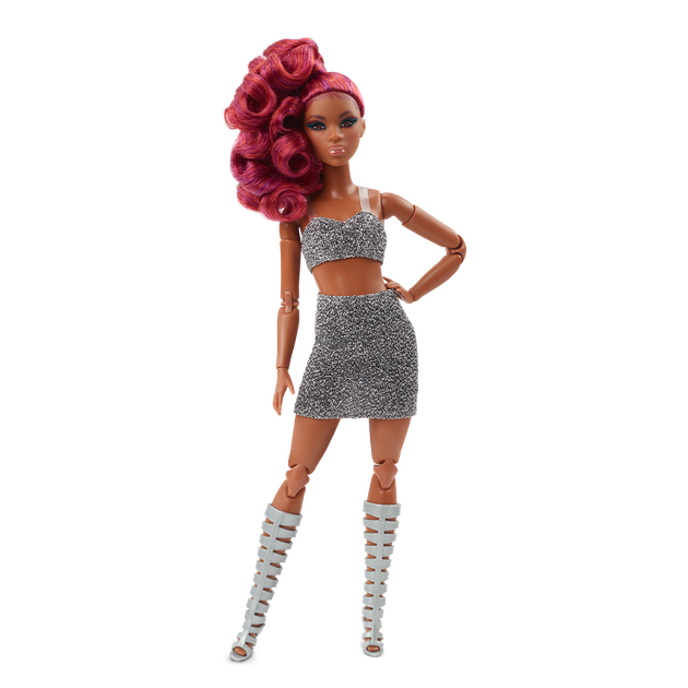 Лялька Барбі колекційна Мініатюрна руде волосся Barbie Signature Looks Doll, Petite Red Hair #7 (HCB77) - Фото 3 Лялька Барбі колекційна Мініатюрна руде волосся Barbie Signature Looks Doll, Petite Red Hair #7 (HCB77) - зображення 3