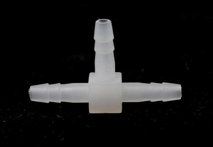 Штуцер трійник пластиковий 3*3*3 мм для стоматологічної установки China LU-01409 - зображення 1