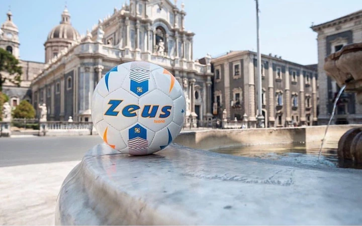 Футбольный мяч Zeus PALLONE TUONO BI/LR 4 Z00337 Размер 4 - Фото 2 Футбольный мяч Zeus PALLONE TUONO BI/LR 4 Z00337 Размер 4 - изображение 2