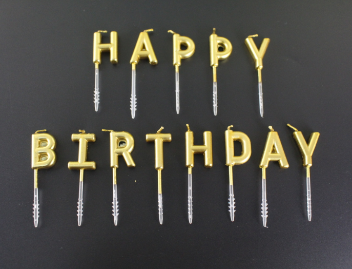 Свічки для торта Petit Candles, "Happy Birthday", золоті - Фото 4 Свічки для торта Petit Candles, "Happy Birthday", золоті - зображення 4