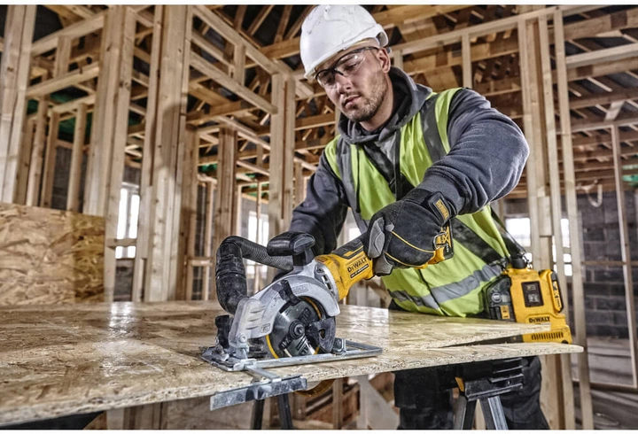 Пила дискова акумуляторна безщіткова DeWalt DCS571N без акумулятора та зарядного пристрою - зображення 9