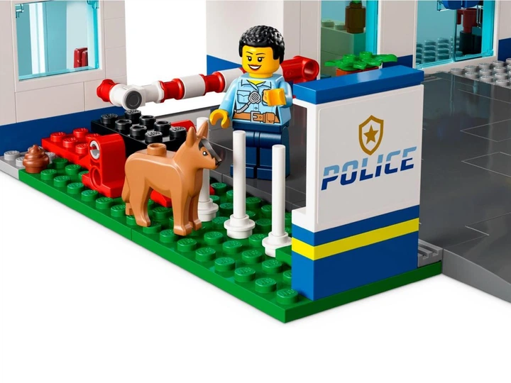 Lego City Полицейский участок 60316 - Фото 7 Lego City Полицейский участок 60316 - изображение 7