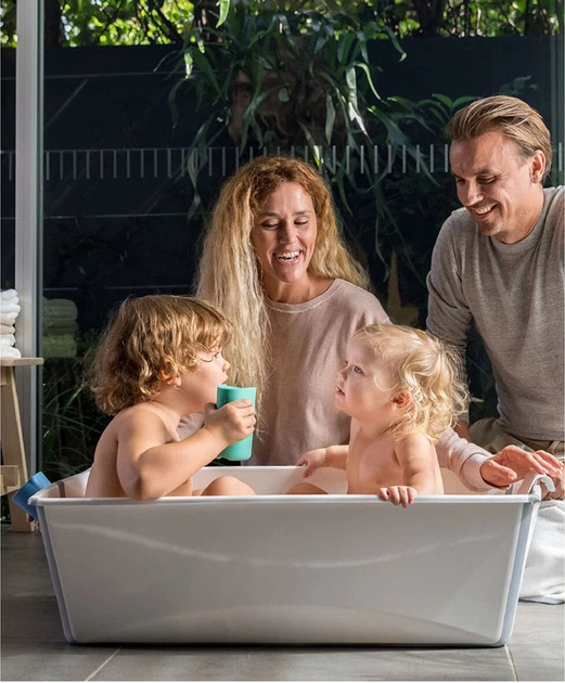 Набор Stokke Flexi Bath Складная ванночка и адаптер Белая (531501) - Фото 5 Набор Stokke Flexi Bath Складная ванночка и адаптер Белая (531501) - изображение 5