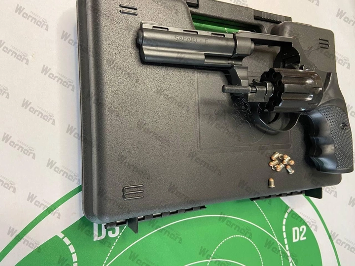 Револьвер під патрон Флобера Safari RF-441 cal. 4 мм, пластикова рукоятка + бонус (кейс+18 патронов) - зображення 2