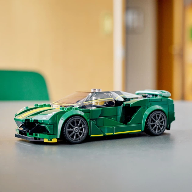 Конструктор LEGO Speed Champions Lotus Evija 247 деталей (76907) - зображення 8