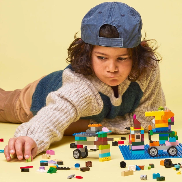 Конструктор LEGO Classic Синя базова пластина 1 деталь (11025) - зображення 3