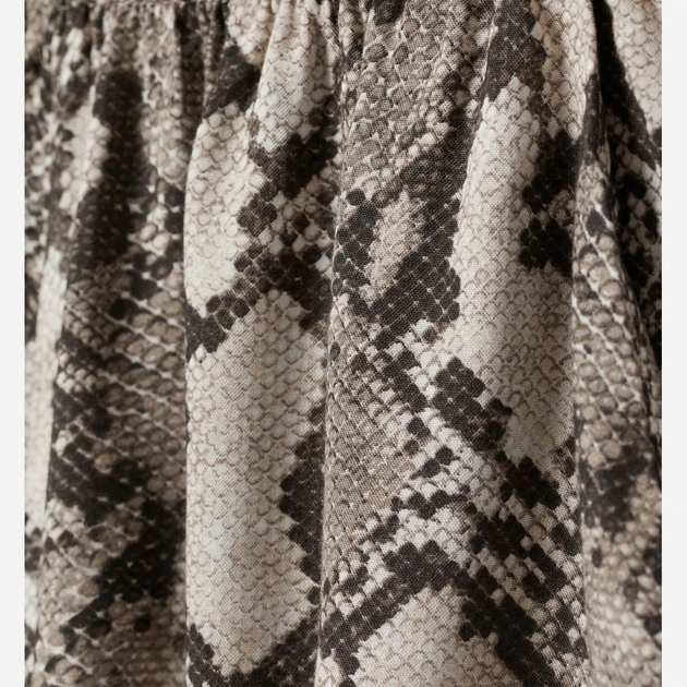 Шорты женские H&M 0735550_змеин 34 Разноцветные (KAY2000001293461_LD2000001293461) - Фото 2 Шорты женские H&M 0735550_змеин 34 Разноцветные (KAY2000001293461_LD2000001293461) - изображение 2