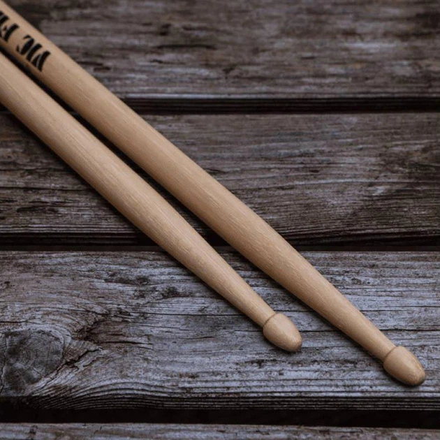 Барабанные палочки VIC FIRTH 5B AMERICAN CLASSIC - Фото 4 Барабанные палочки VIC FIRTH 5B AMERICAN CLASSIC - изображение 4