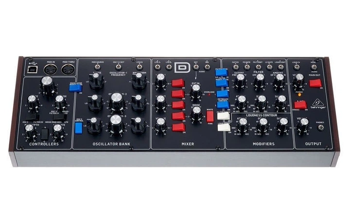 Аналоговий синтезатор Behringer Model D – фото, отзывы