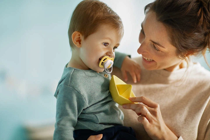 Пустушка ортодонтична Philips AVENT Ultra Air Happy 0-6м 2 шт SCF080/17 (8710103982388) - зображення 5