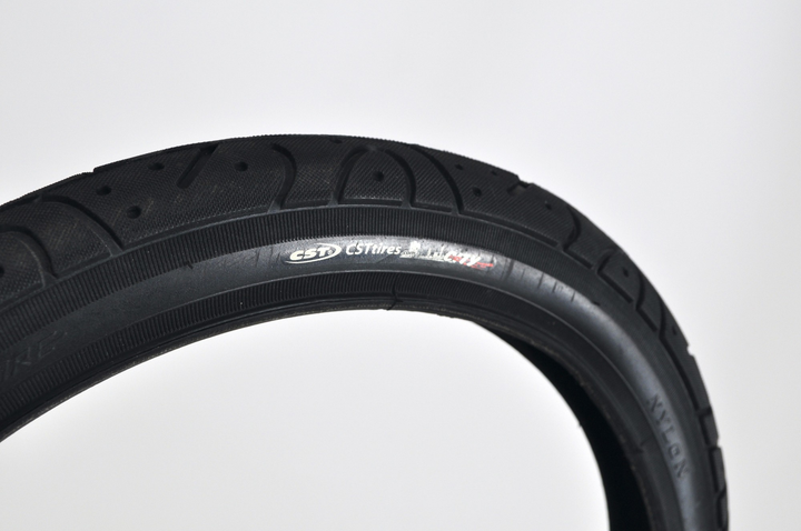 Покрышка CST 16"x1.75 (47-305) слик - изображение 3