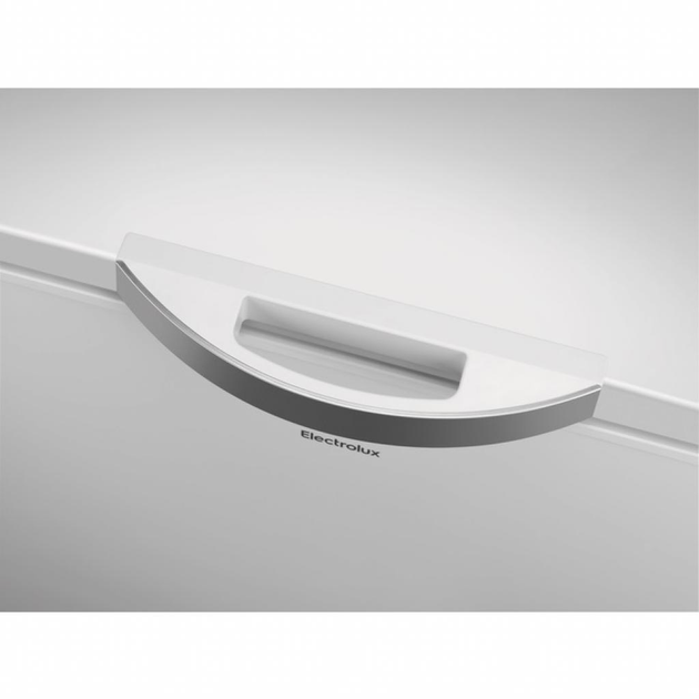 Морозильный ларь Electrolux LCB3LF38W0 - изображение 4