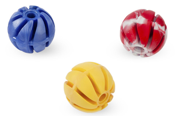 Игрушка для собак Sum-Plast Мяч со спиралью (цвет в ассортименте) 4см ...