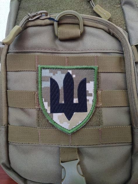 Нашивка на липучке ''Герб Украины'' тип 5 пиксель - изображение 2