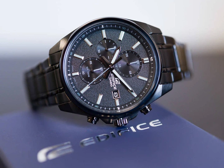 CASIO EDIFICE EFV-610DC-1AVUEF - Фото 2 CASIO EDIFICE EFV-610DC-1AVUEF - изображение 2