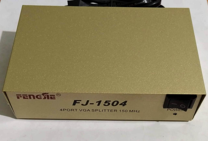 Коммутатор VGA 1-4 150MHZ UKC 1502 – фото, отзывы, характеристики в ...