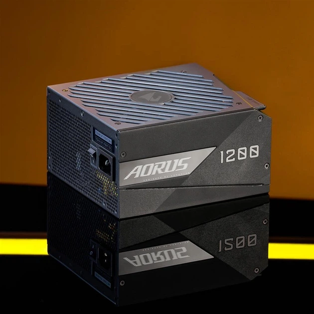 Zasilacz Gigabyte Aorus P1200W 80+ Platinum Modular (GP-AP1200PM) - Zdjęcie 9 Zasilacz Gigabyte Aorus P1200W 80+ Platinum Modular (GP-AP1200PM) - obraz 9