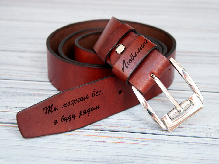 Ремень кожаный на подарок мужу, XL 118-130 см, пряжка Silver, Dark Brown, картонная коробка, WoodPresent 