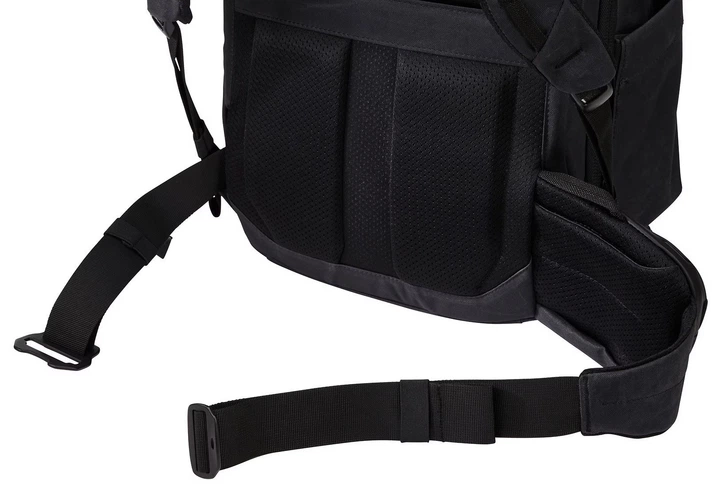 Cумка через плече Thule Aion Sling Bag TASB102 (Black) (6808630) - Фото 5 Cумка через плече Thule Aion Sling Bag TASB102 (Black) (6808630) - зображення 5