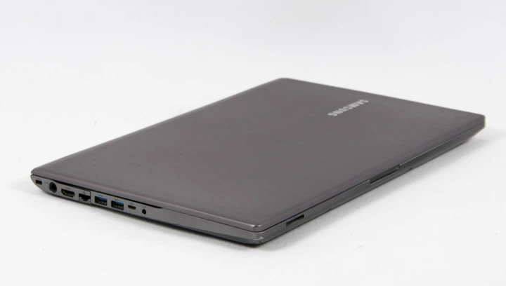 Ноутбук Samsung NP700Z 15,6" /i5-2430M/4GBDDR3/750HDD/INTEL HD GRAPHICS 3000/WIN11 - зображення 5