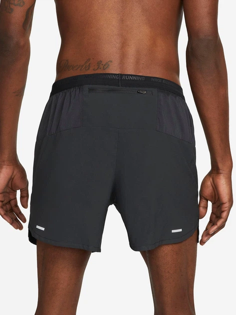 Спортивные шорты мужские Nike Dri-Fit Stride DM4755-010 2XL Черные (195870397944) - изображение 4
