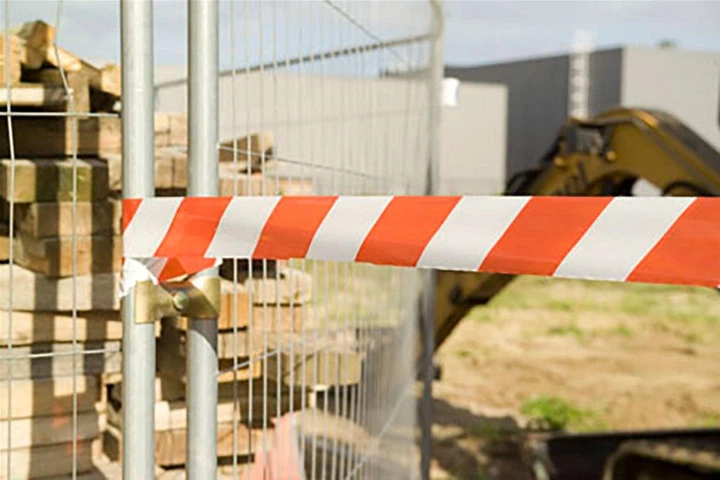 Барьерная лента HPX Barrier Tape для ограждения территорий 50 мм х 100 м Бело-красная (B50100) - изображение 3