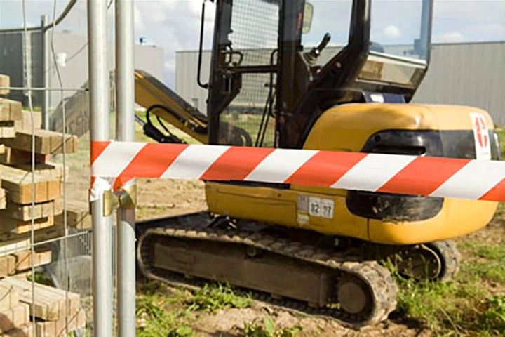 Барьерная лента HPX Barrier Tape для ограждения территорий 50 мм х 100 м Бело-красная (B50100) - изображение 5