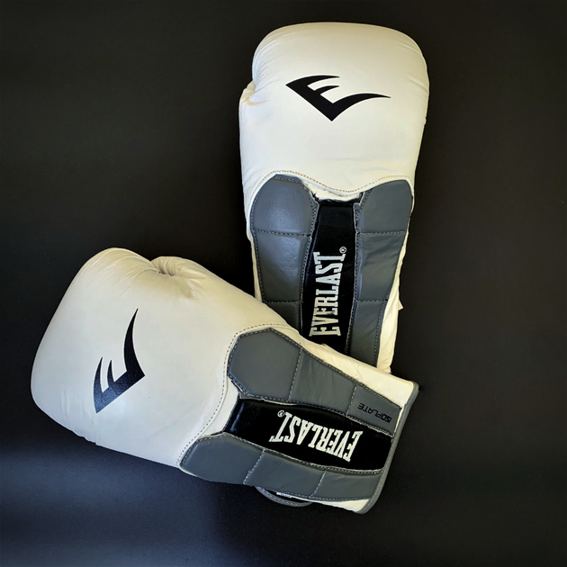 Боксерские перчатки кожаные EVERLAST Для тренировок На липучке Белый-серый 10 унций (MA-6759) Б/У - изображение 8