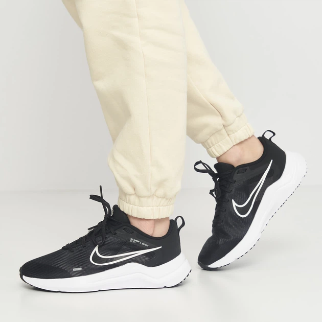 Buty do biegania damskie Nike Downshifter 12 DD9294-001 38 Czarny/Biały (195869168562) - obraz 2