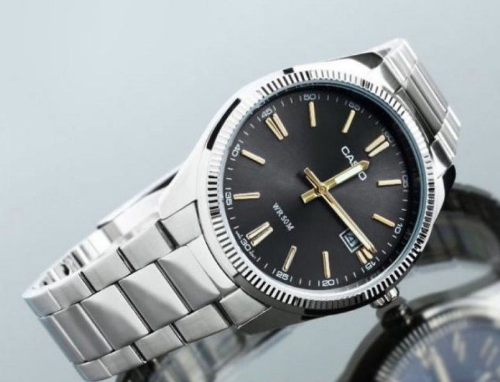 Мужские наручные часы Casio Standard MTP-1302PD-1A2VEF Серебро\черный с золотом экран - изображение 4