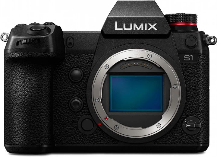 Фотоаппарат Panasonic Lumix DC-S1 + S 20-60 mm f/3.5-5.6 (DC-S1KEE
