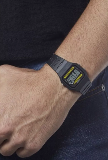 Чоловічий наручний годинник CASIO F-94WA-9 практичний Чорний з жовтим - зображення 5