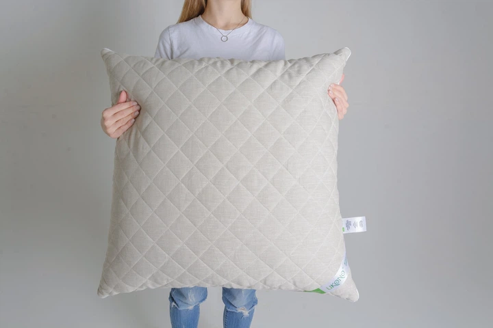 Подушка конопляна Ukono Comfort 70*70 см - Фото 1 Подушка конопляна Ukono Comfort 70*70 см - зображення 1